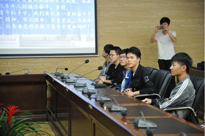  国家重点实验室与高校师生开展“青春心向党 建功新时代”五四主题座谈会