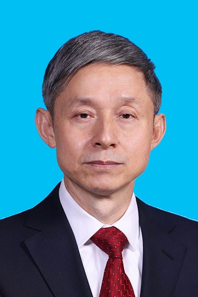 委员：孔遁